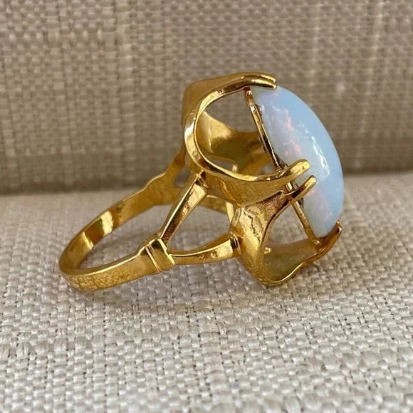 Women Ring Blue Faux Stone Gold Plated Fashion Jewelry Ring Size 7.5 - Picture 5 of 10